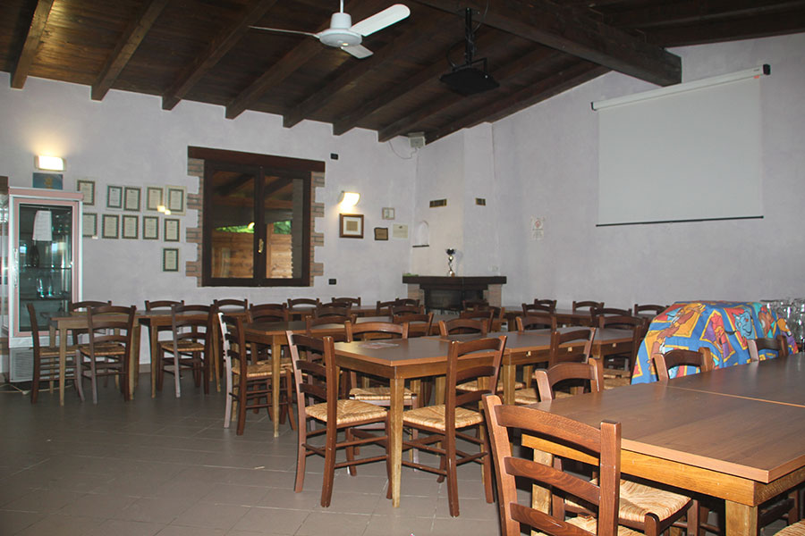 La sala interna della sede sociale